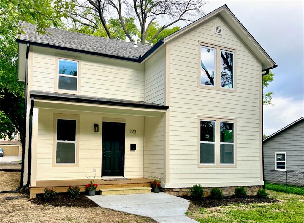 723 Arkansas Street - Photo 1