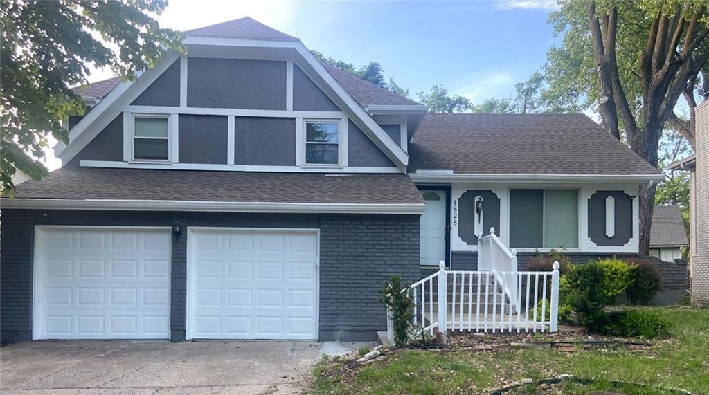 1828 E Mohawk Drive - Photo 1