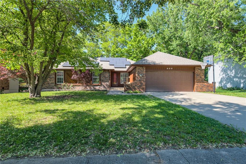 600 NW 66th Street - Photo 1