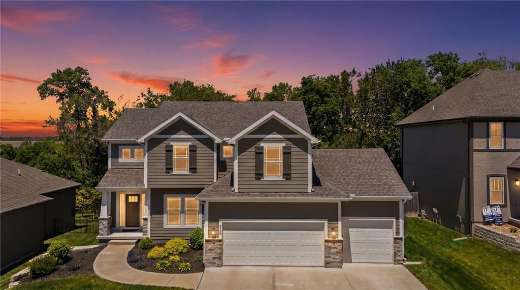 2362 SW River Trail Road - Photo 1