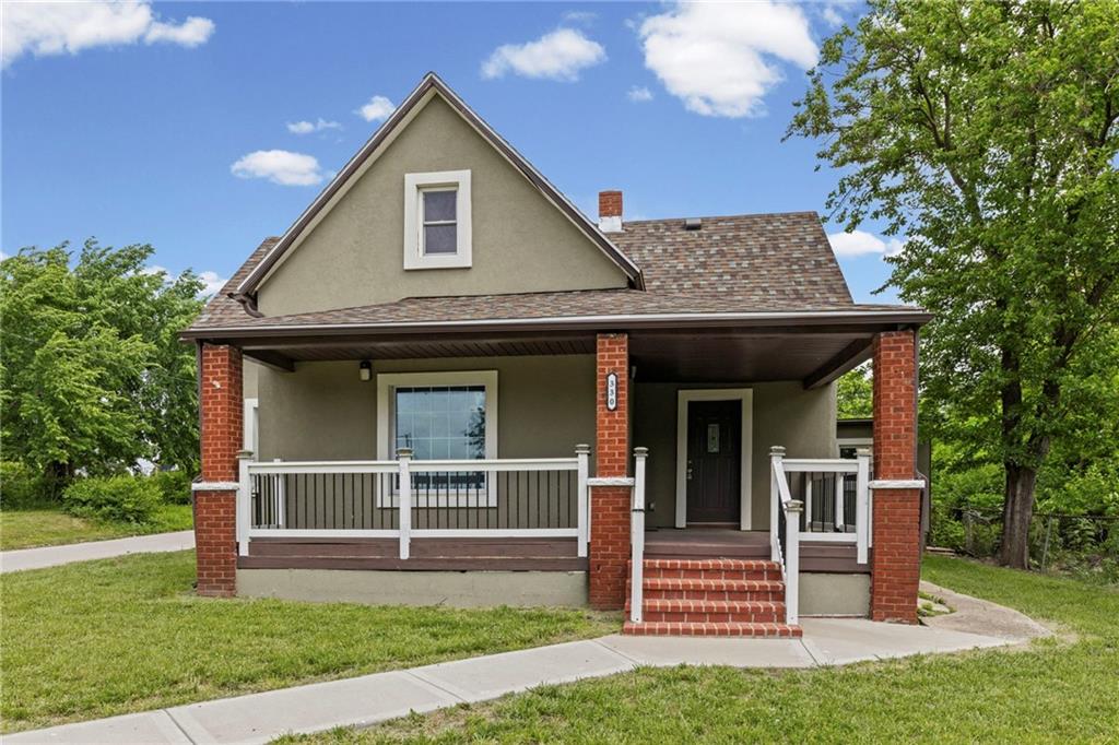 330 Garfield Avenue - Photo 1