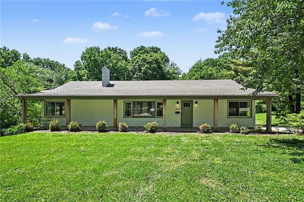 613 E Red Road - Photo 1