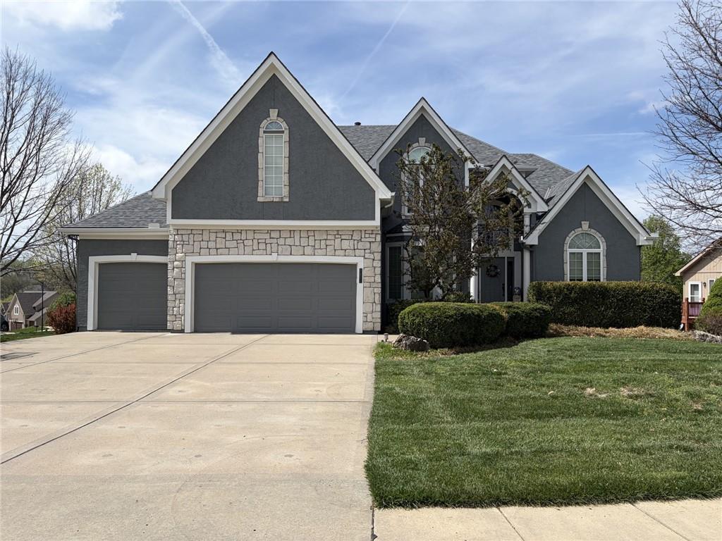 7822 Hull Avenue - Photo 1