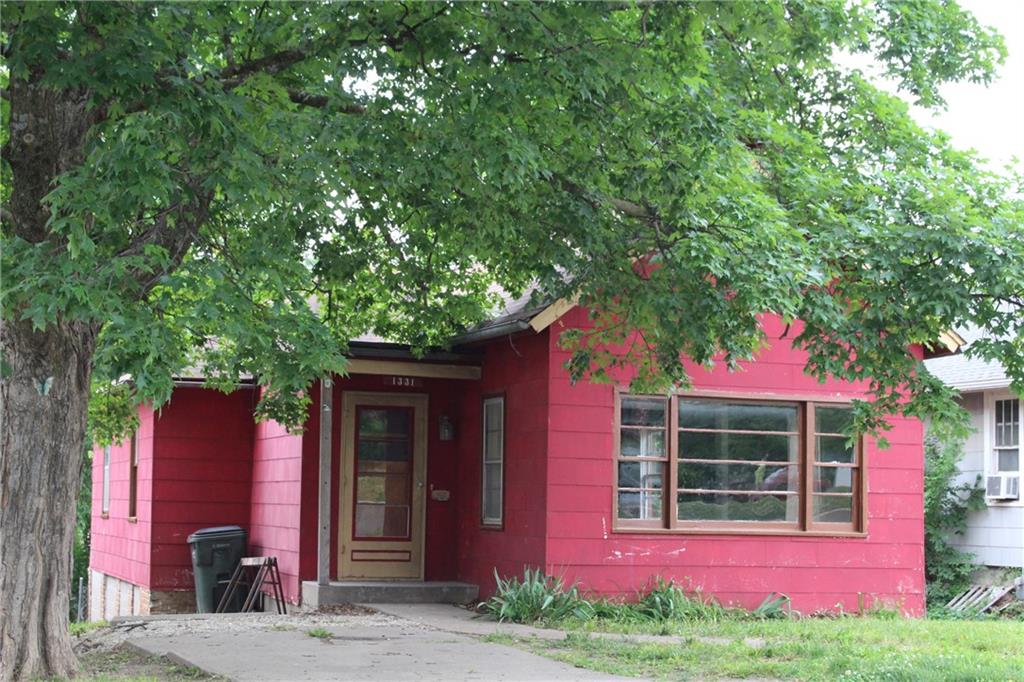 1331 Spruce Street - Photo 1