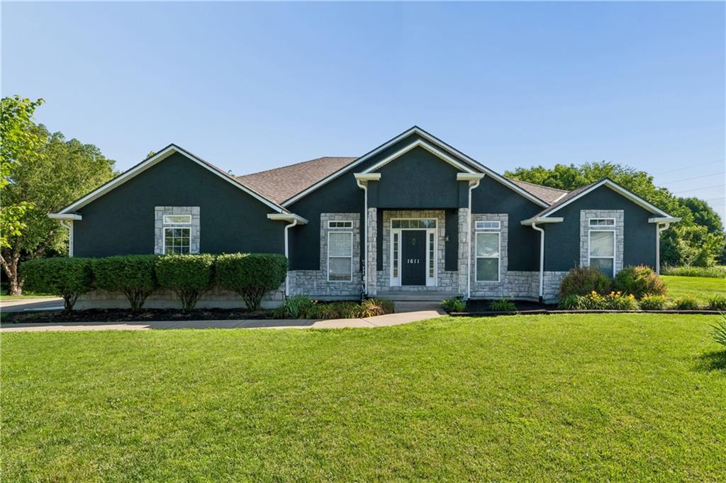 1611 Deer Run Road - Photo 1
