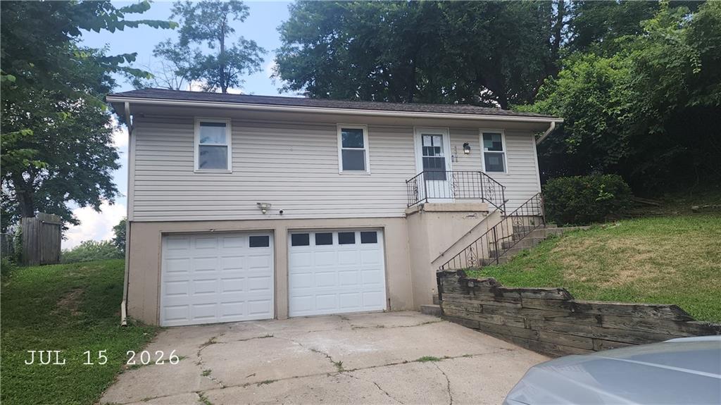 4308 N Bellaire Avenue - Photo 1