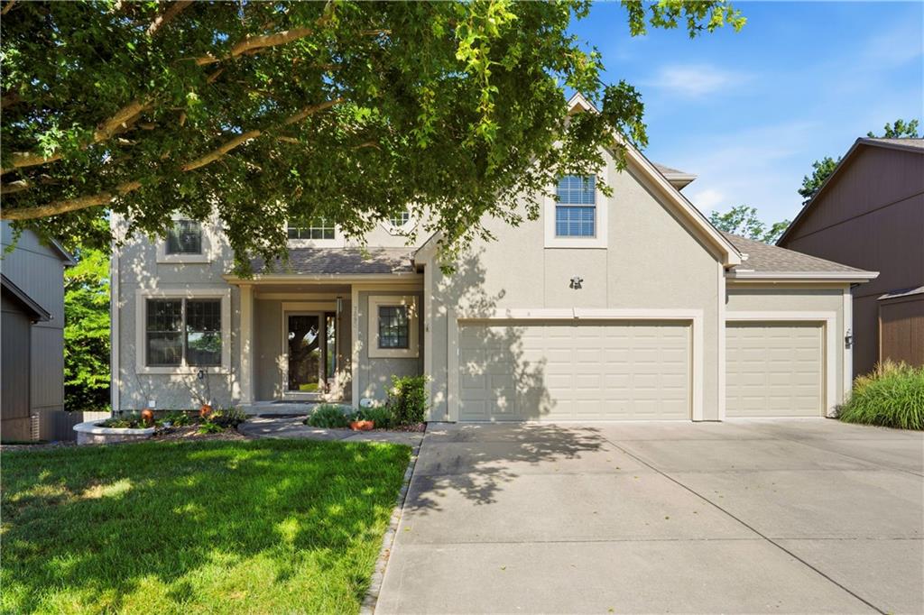 7690 N Everton Avenue - Photo 1