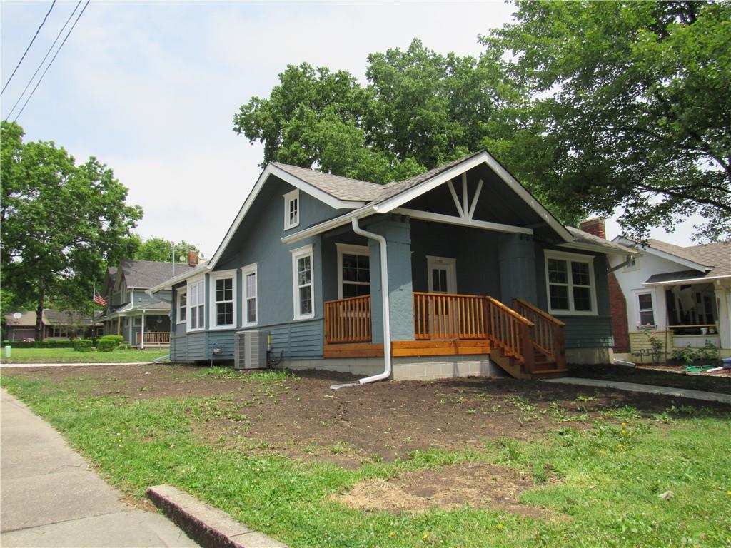 1000 E Pearl Street - Photo 1