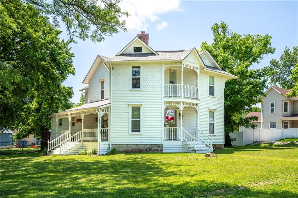 303 W 3rd Street