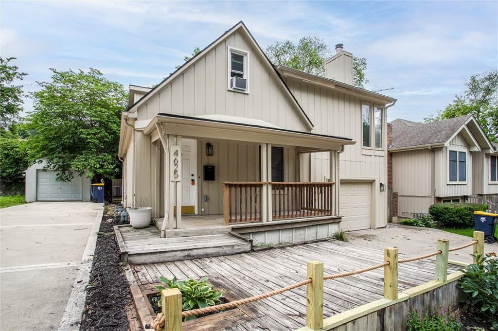 4625 Bell Street - Photo 1