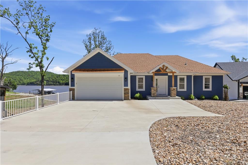 77 Lakeway Lane - Photo 1