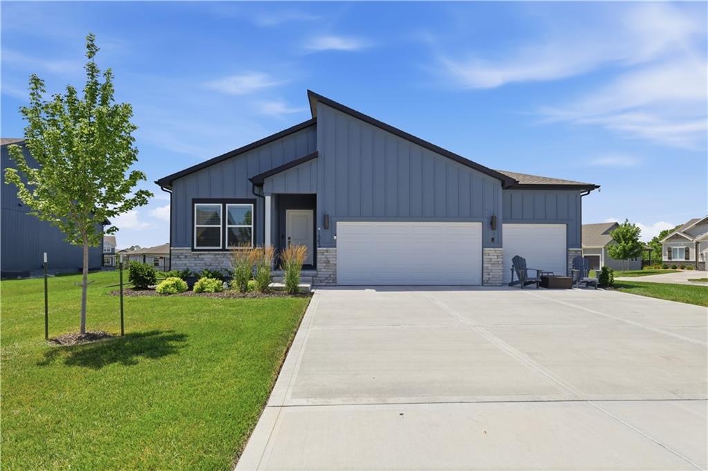 1543 Arbor Valley Drive - Photo 1