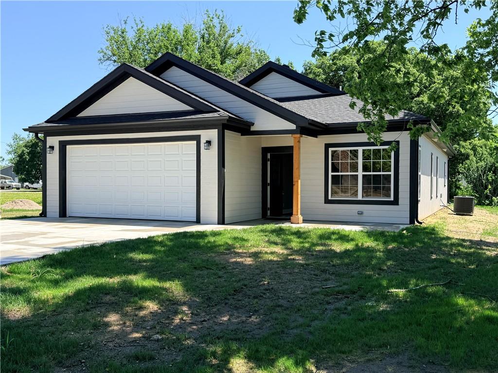 214 Park Street - Photo 1