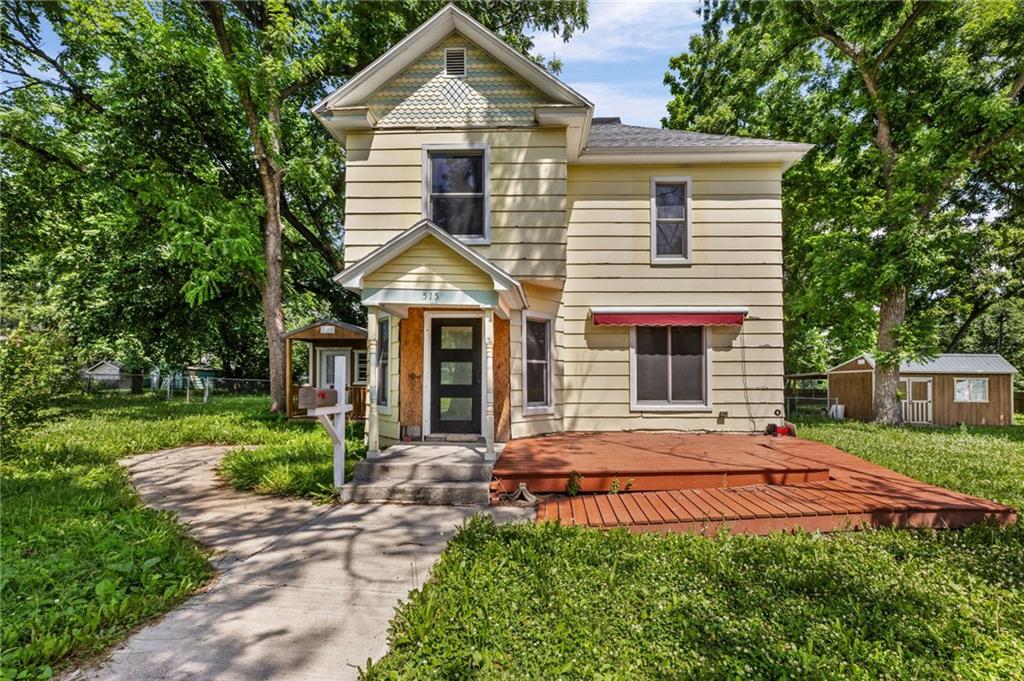 515 S Cottonwood Street - Photo 1