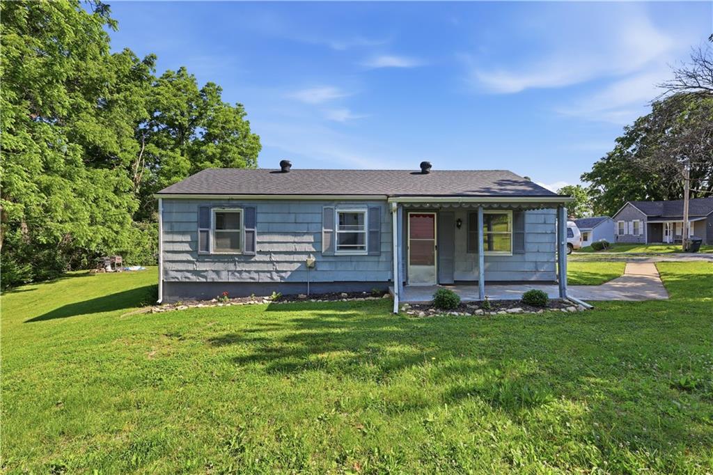 1312 Newman Street - Photo 1