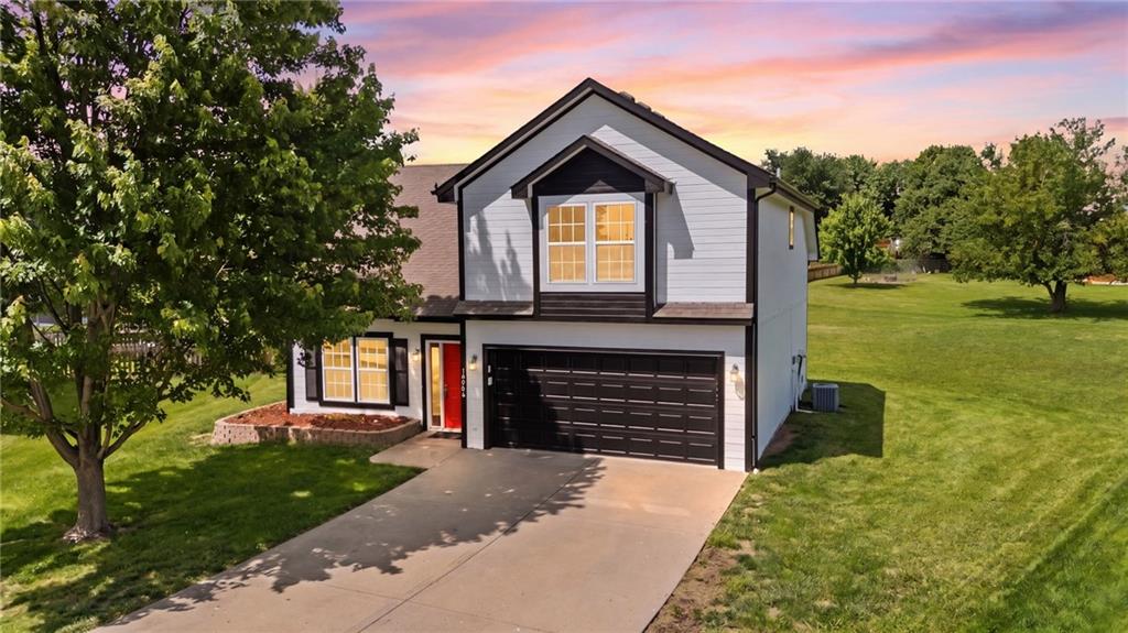 10908 N Donnelly Court - Photo 1