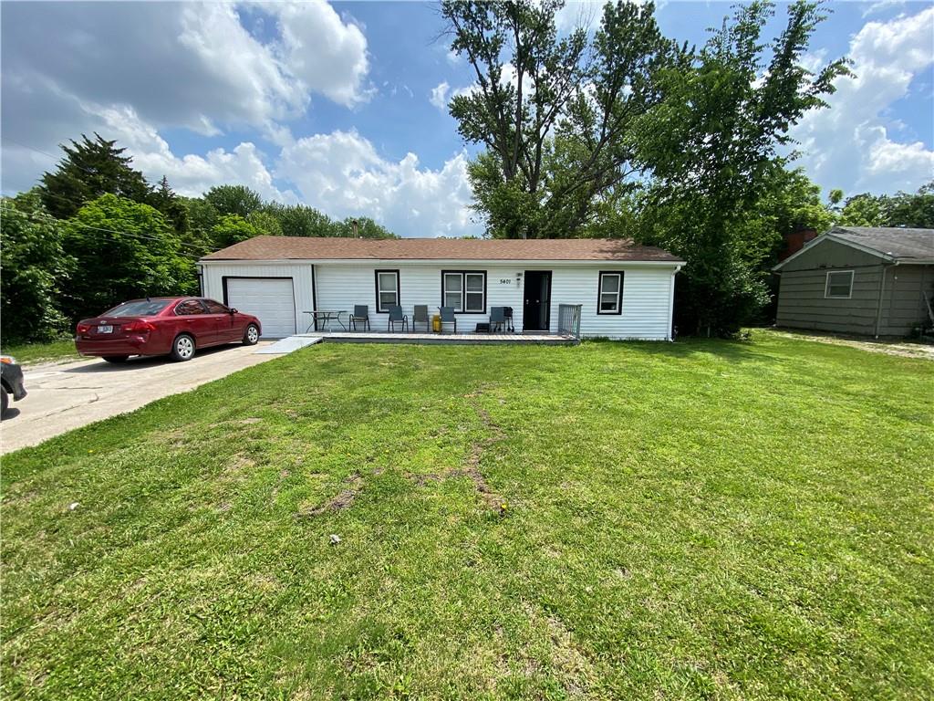 5401 Hardesty Avenue - Photo 1