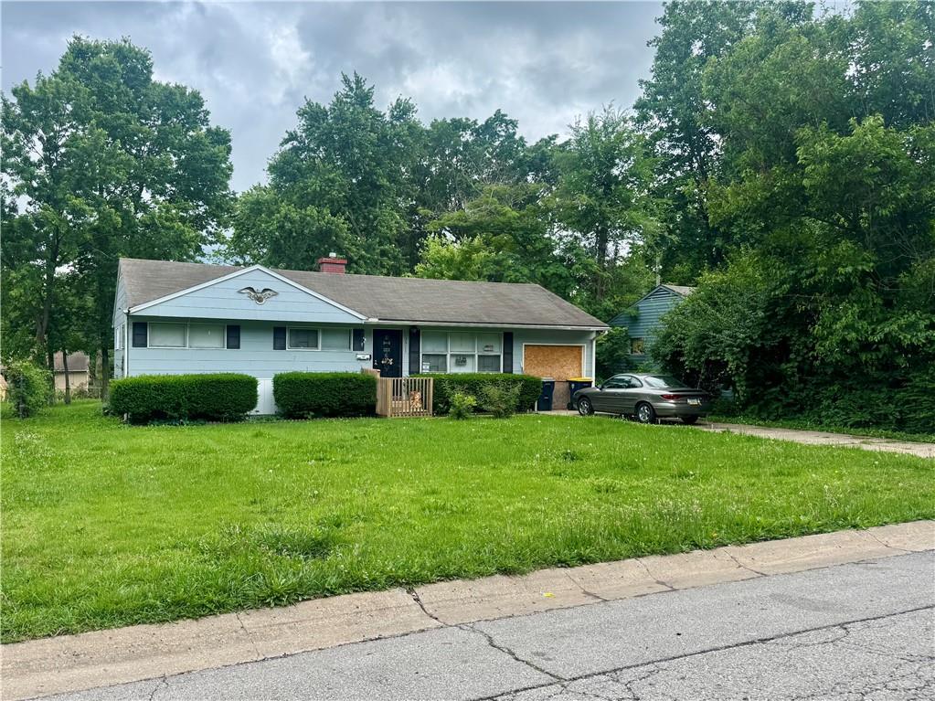 7511 E 112th Street - Photo 1