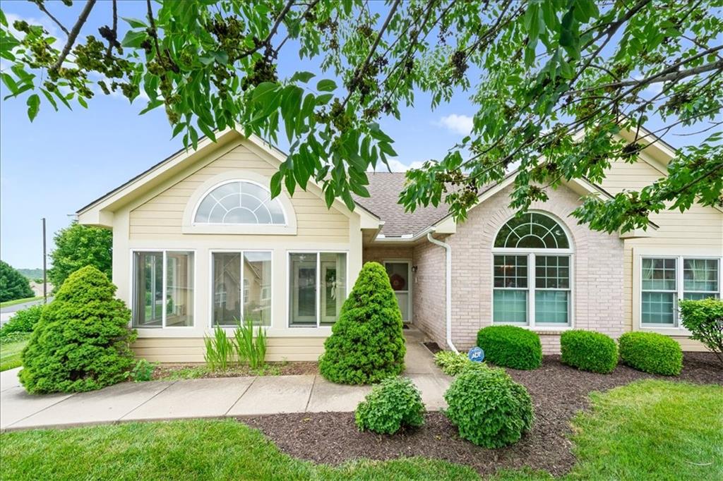 1958 W 139th Terrace