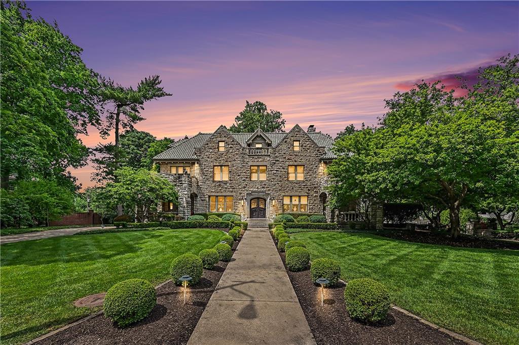 1246 W 59th Street - Photo 1