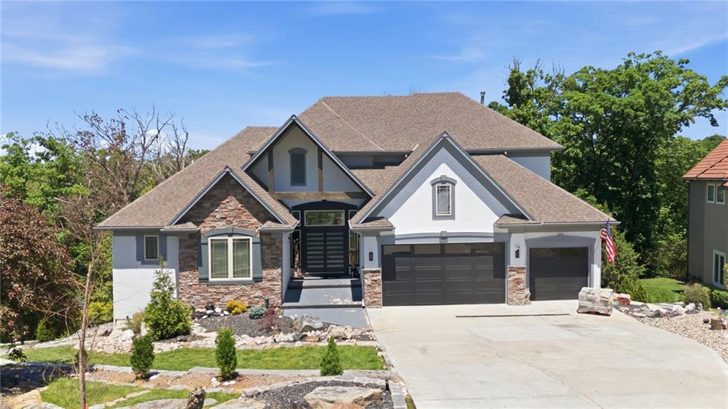 341 NW Thoreau Circle - Photo 1