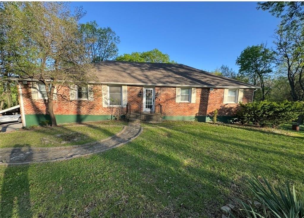 6261 NE Russell Road - Photo 1