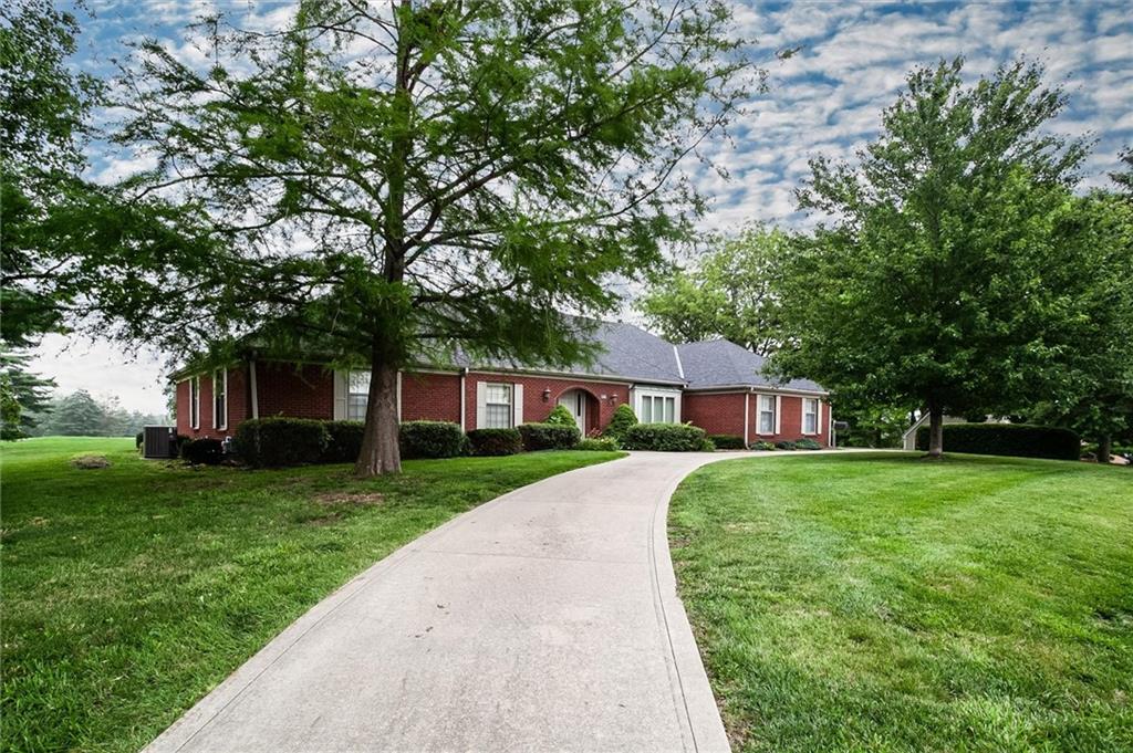 1406 S Golf Club Drive - Photo 1