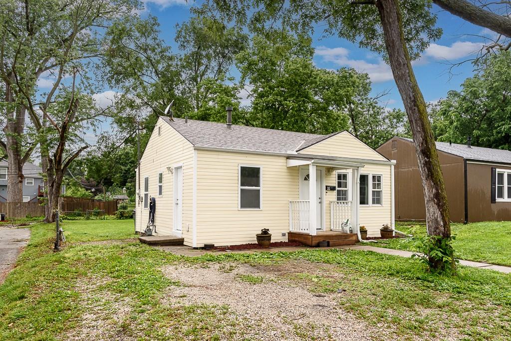 312 Cornell Avenue - Photo 1
