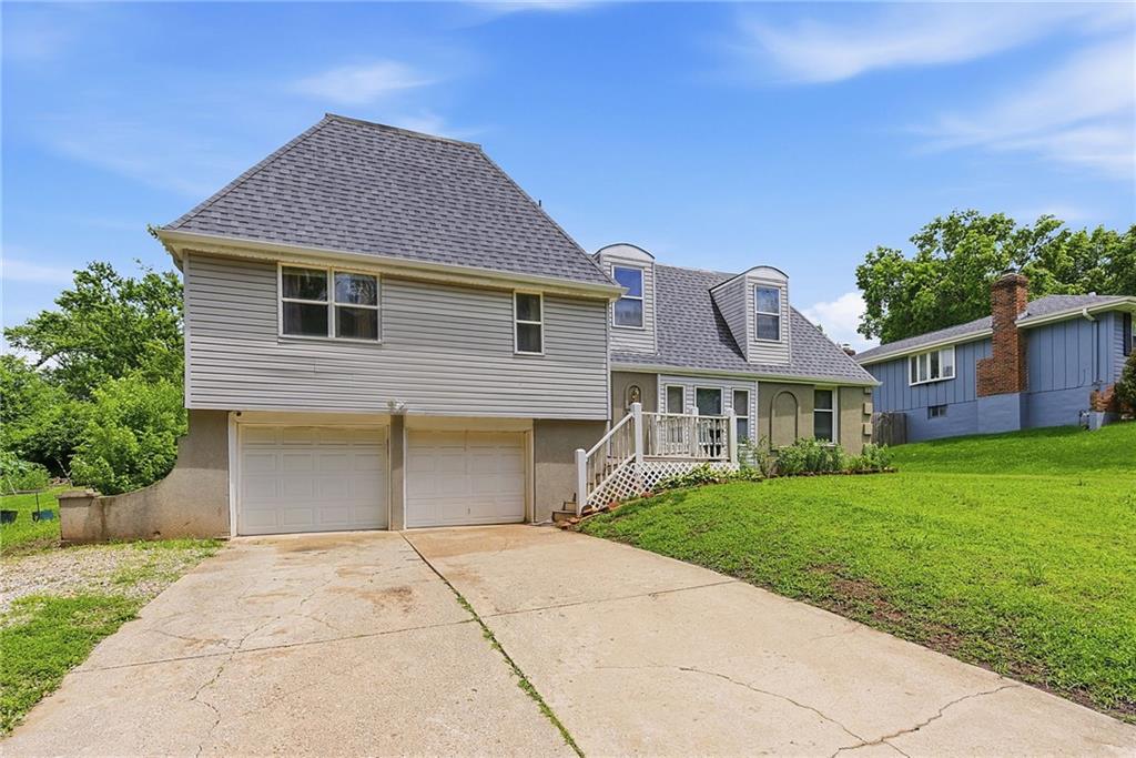 13013 Corrington Avenue - Photo 1