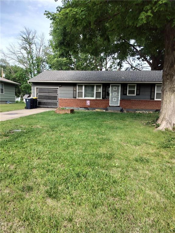 9813 Bennington Avenue - Photo 1