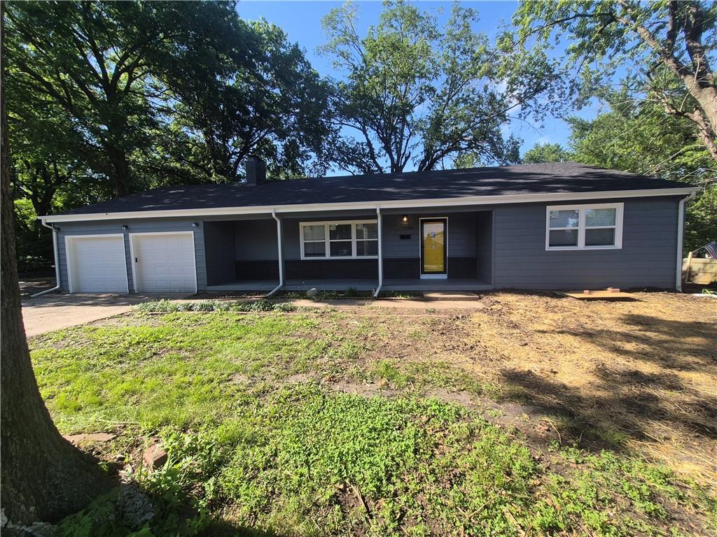 7310 High Grove Road - Photo 1
