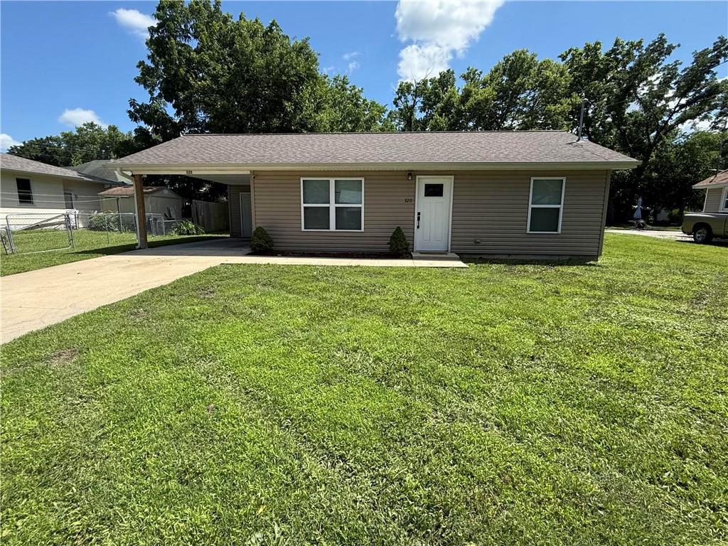 320 E Allison Street - Photo 1