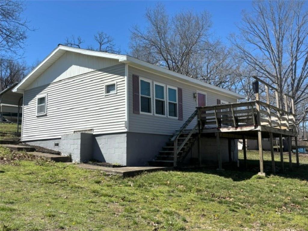 592 Outlook Drive - Photo 1