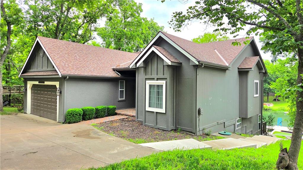 150 Rose Marie Drive - Photo 1