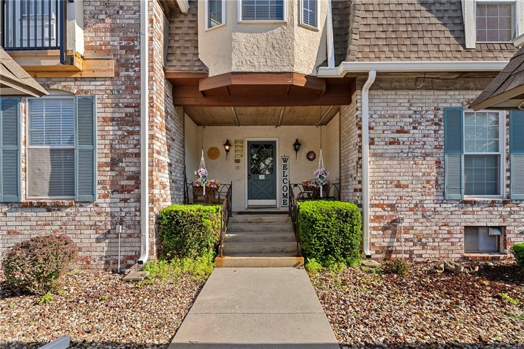 5717 METCALF Court