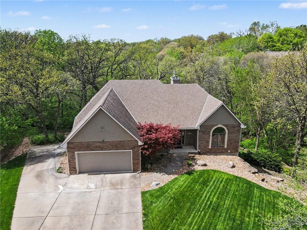 2401 SW Whispering Creek Court - Photo 1