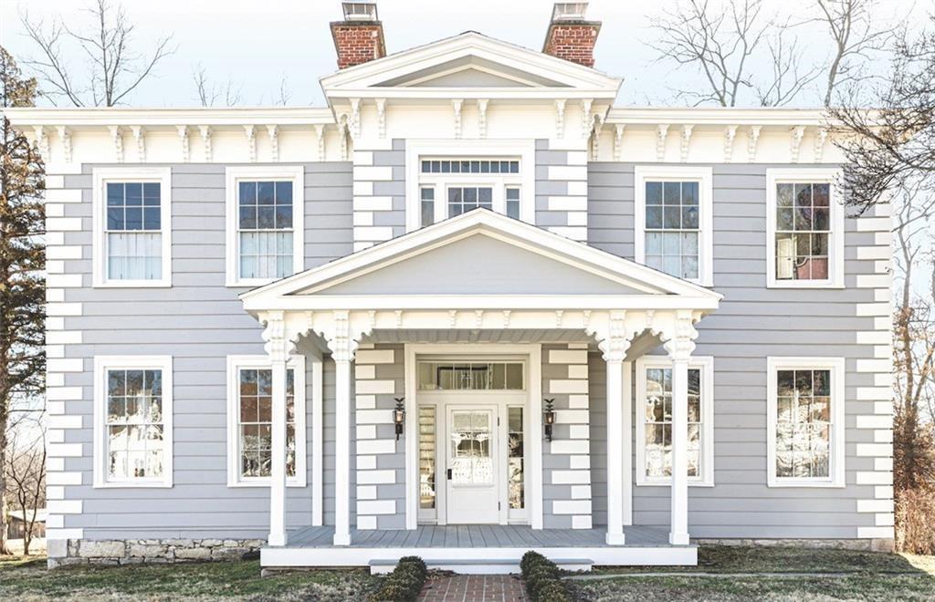 415 Main Street - Photo 1