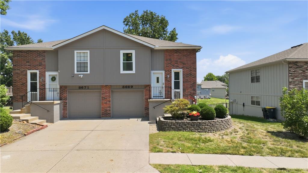 8669 N Hull Avenue - Photo 1