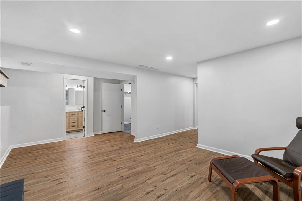 Thumbnail 23