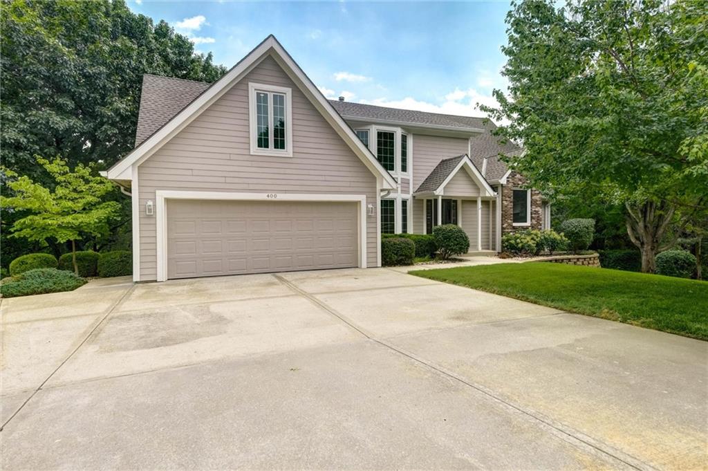 400 NW Tennyson Place - Photo 1