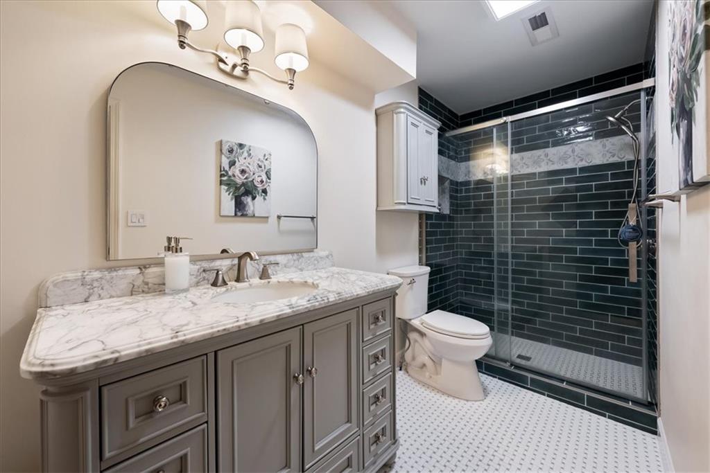 Thumbnail 25