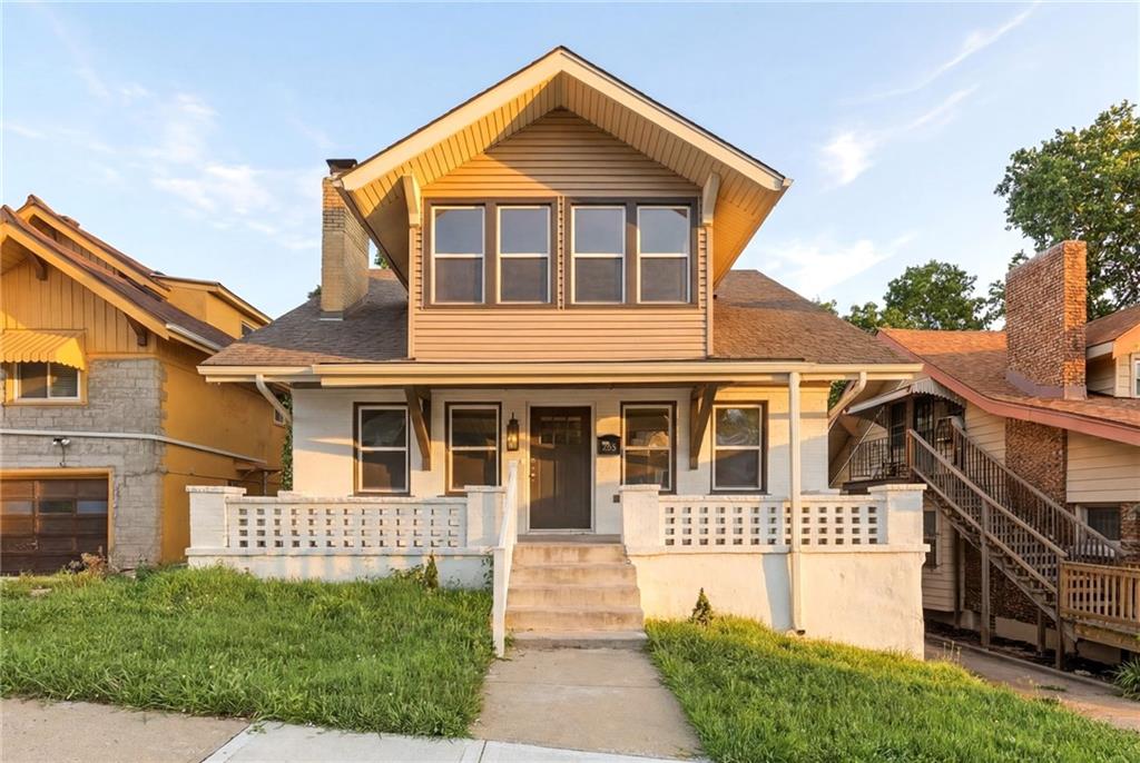 1326 Lake Avenue - Photo 1