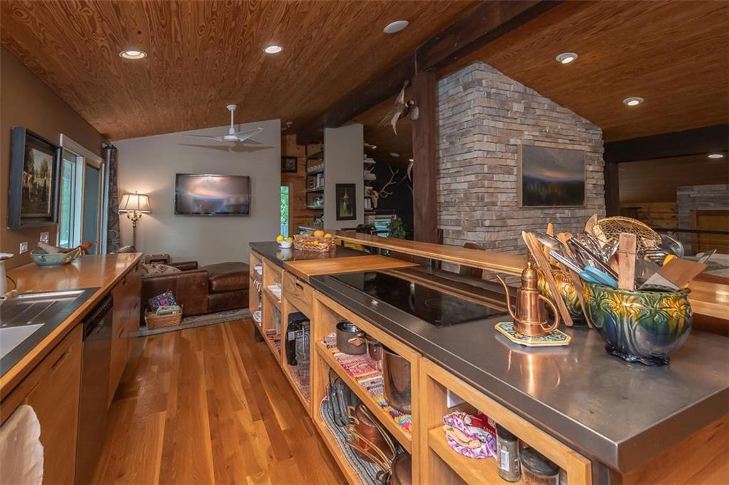 Thumbnail 12