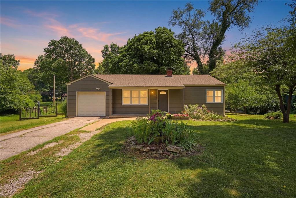 11605 Belmont Avenue - Photo 1