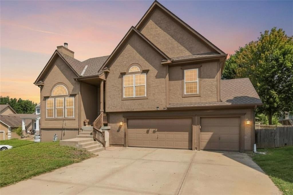 2346 W Piatt Lane