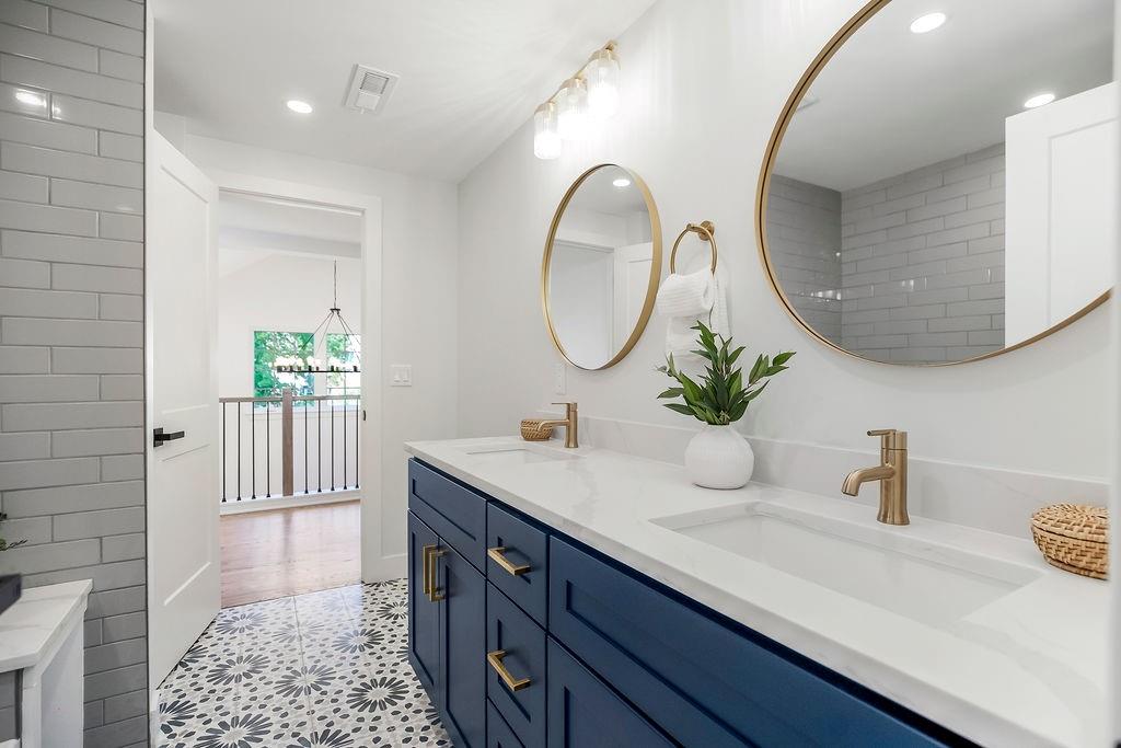 Thumbnail 25
