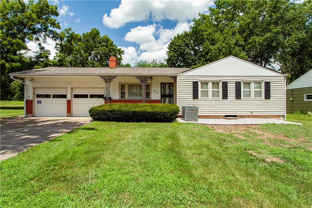 9806 E 77th Street - Photo 1