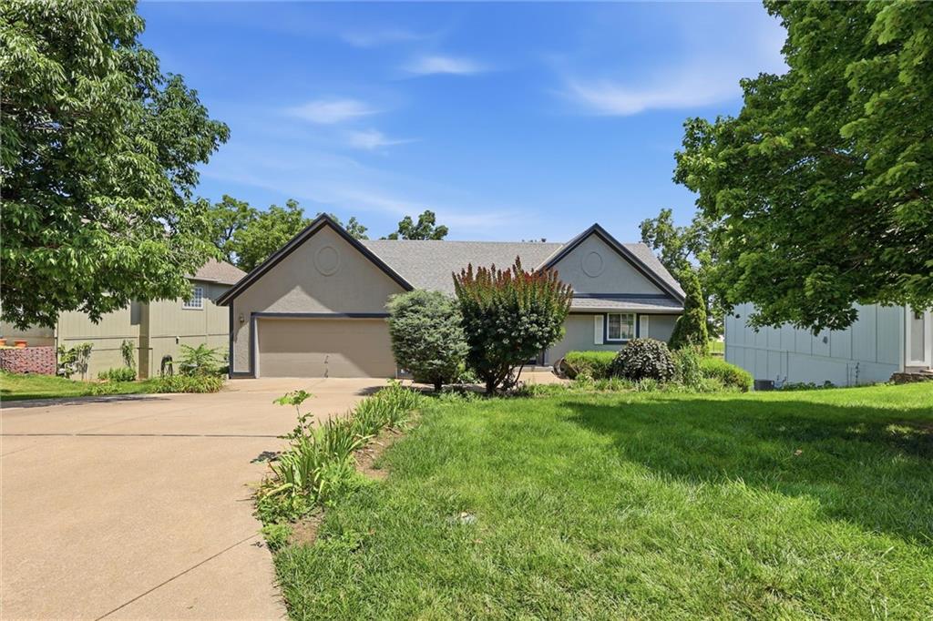 1636 N Hunter Drive - Photo 1