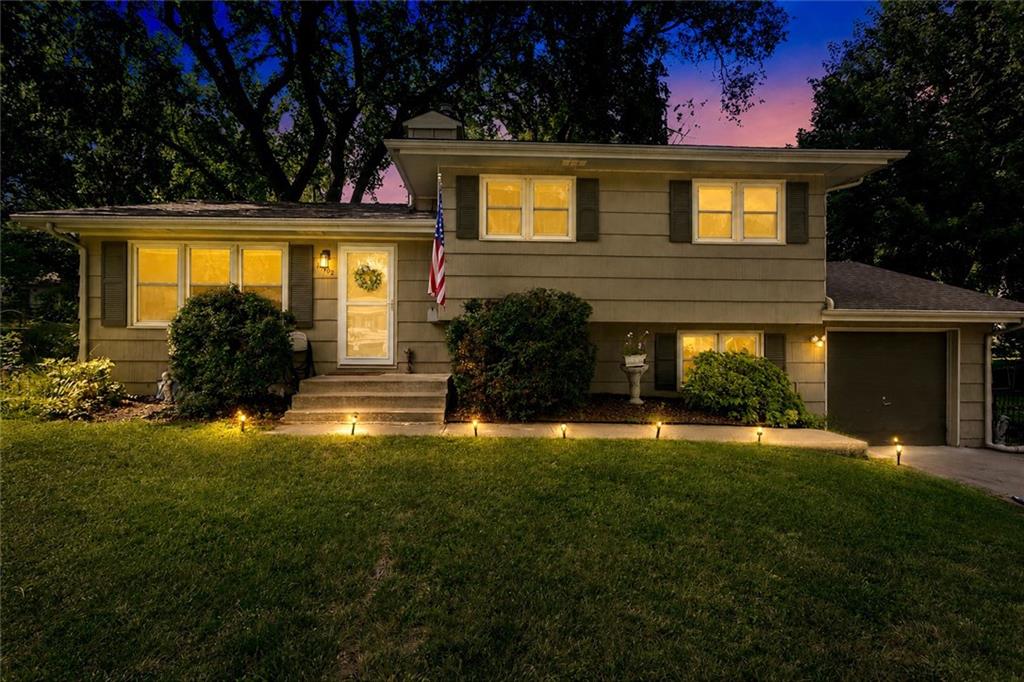 10402 W 73rd Street