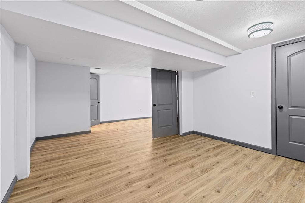 Thumbnail 16